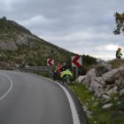 Seul pause possible entre les rambardes de sécurité