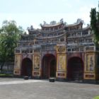 Dans la cité impériale