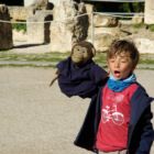 Milio test l'acoustique du théâtre