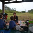 Partie de UNO en famille