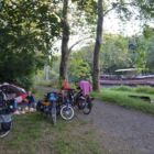 Campement au bord du canal du Midi