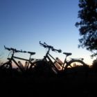 Coucher de soleil sur les vélos