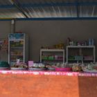 Petit magasin de bord de route