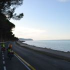 Superbe piste cyclable le long de la mer