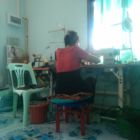 Notre hôte couturière