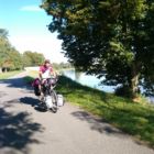 On pédale le long du canal