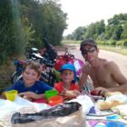 Pause pique nique, on cherche l'ombre